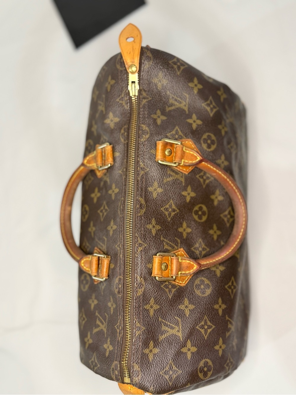 Louis Vuitton Monogram Canvas Speedy 35 - Picture 11 of 15
